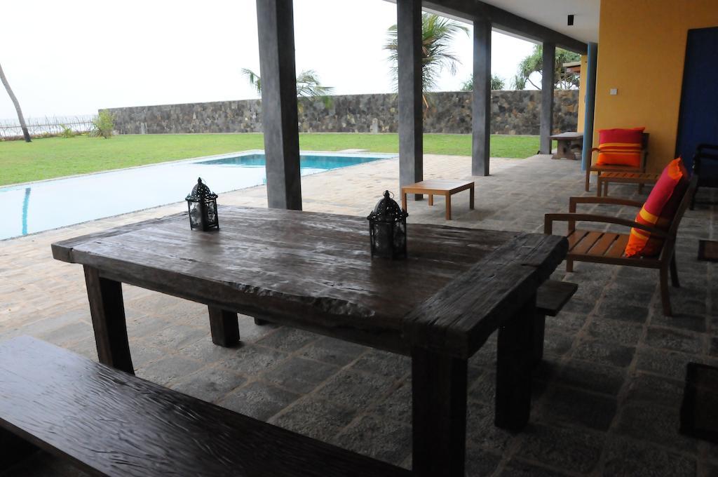 Villa Atulya At Ocean'S Edge Mirissa Eksteriør billede